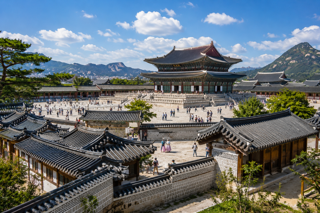 Gyeongbokgung Palace and traditional Korean architecture in Seoul