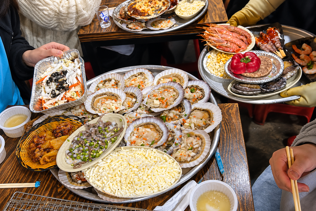 Grilled shellfish at HuijamMae restaurant near Amnam Park in Songdo, Busan